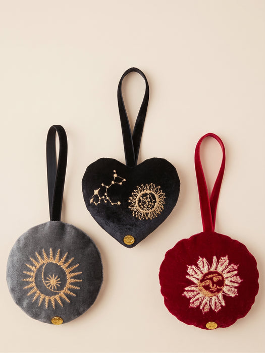 Johnny Was Midnight Moon Sachet Ornament Burgundy Set H80922