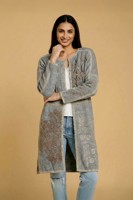 Johnny Was Biya Heather Grey Mila Long Sleeve Boxy Sweater B57524-8