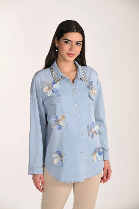 Woman wearing Frank Lyman Floral Long-Sleeve Casual Shirt
