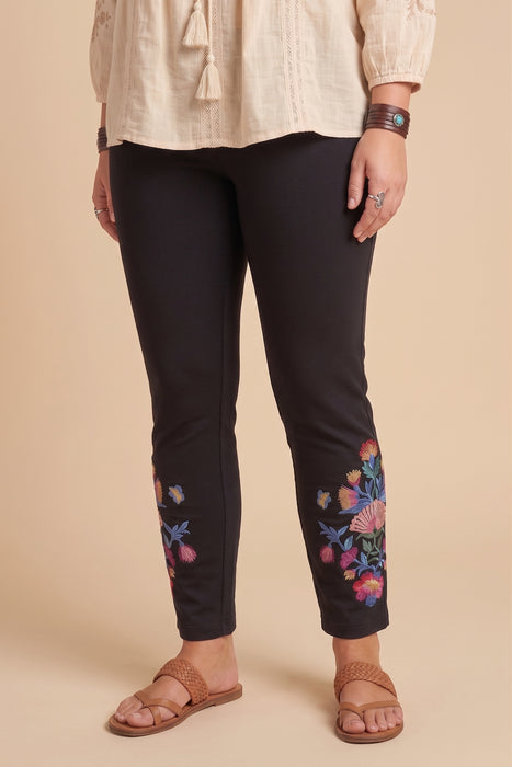 Johnny Was Black Elizabeth Plus Size Legging R65925-EX