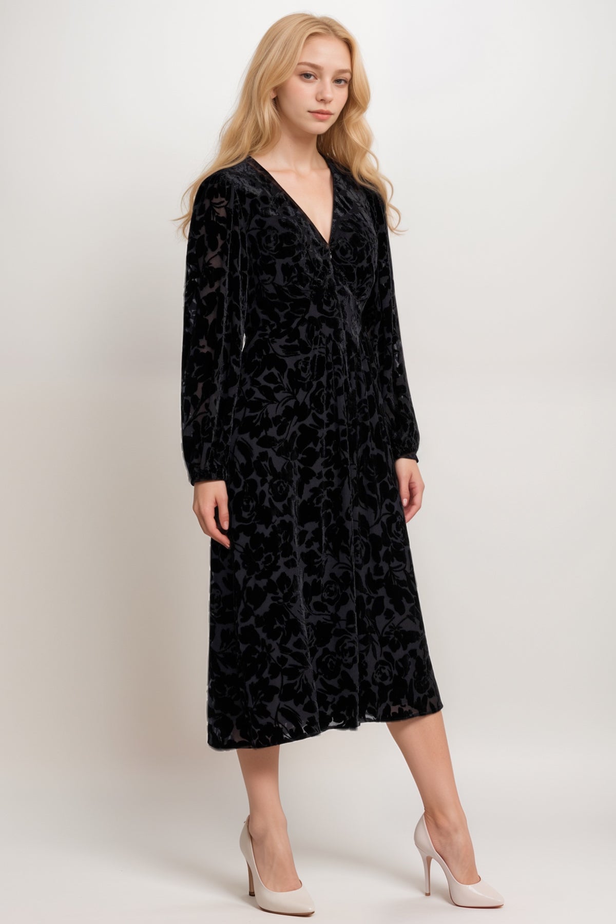 Women's Wynnter Midi Dress L30324-O