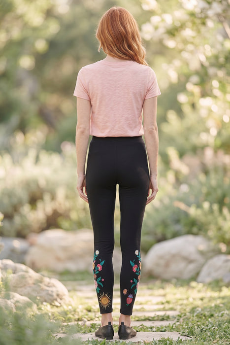 Johnny Was JWLA Black Ziviana Legging J65726-R