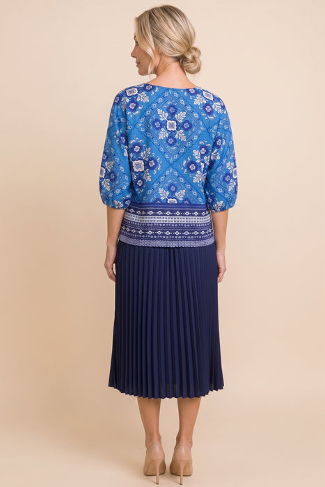 Johnny Was JWLA Blue Linen Boat Neck Blouse J12425-2