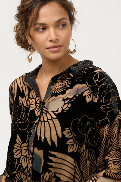 Johnny Was Black The Audrey Shirt with Shirt Tail Hem C13725-9