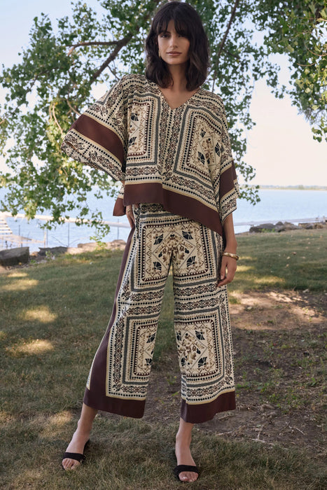 Joseph Ribkoff Beige/Multi Scarf Print Crop Wide-Leg Pants 262261