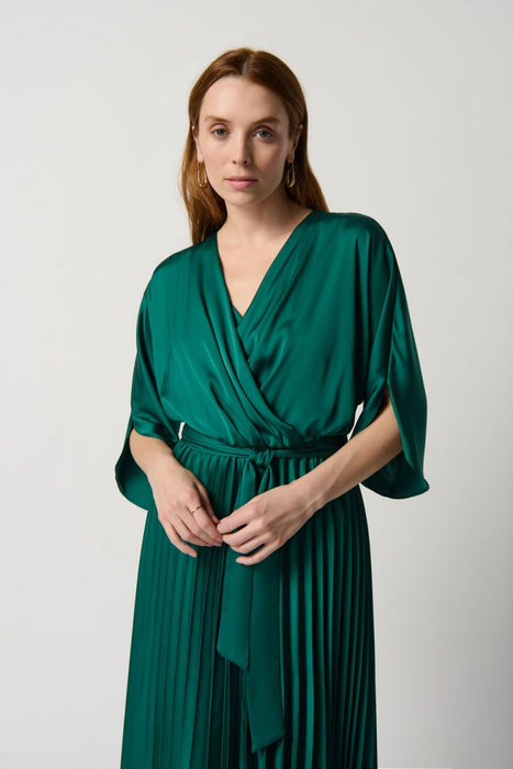 Joseph Ribkoff True Emerald Green Pleated Satin Belted Fit & Flare Dress 234265 NEW
