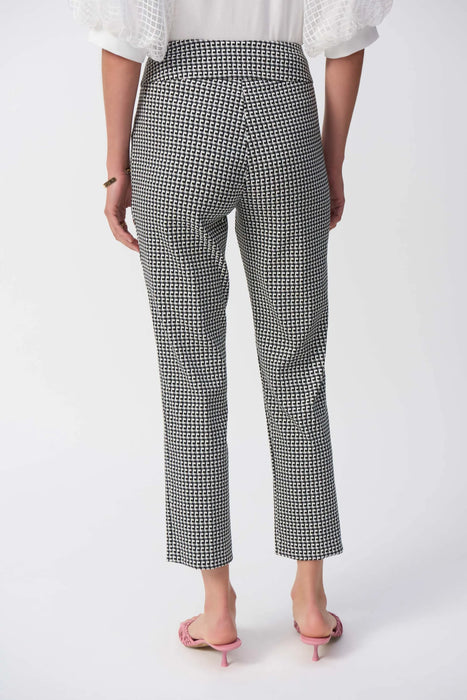 Joseph Ribkoff White/Black Geometric Pull On Cropped Pants 251220