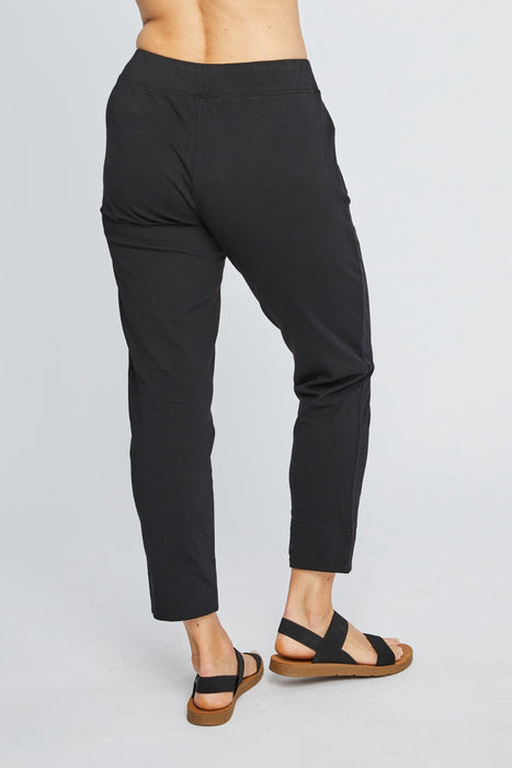 Neon Buddha Black 2-Pocket Pull On Jean Capri Pants 12175