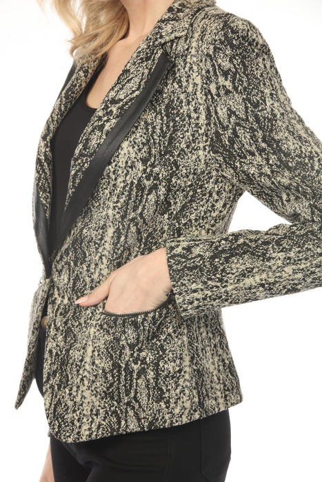 OO LA LA Black Knit Python Print Blazer M5130