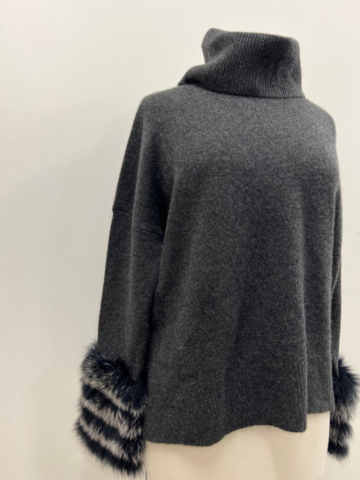 Cashmere Turtleneck Sweater with Fox Cuffs by Alashan LX2001